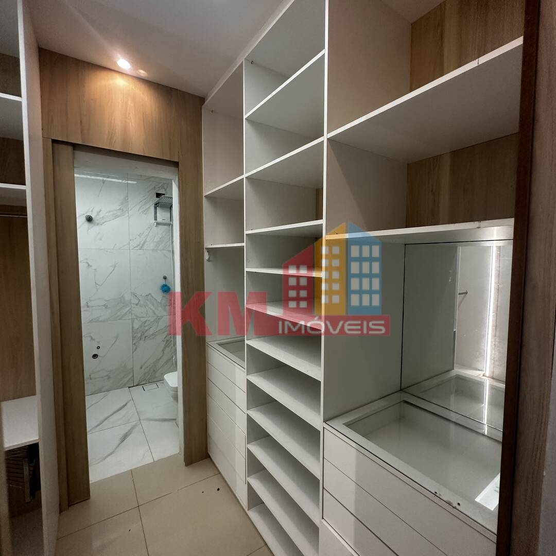 Casa à venda com 2 quartos, 170m² - Foto 12