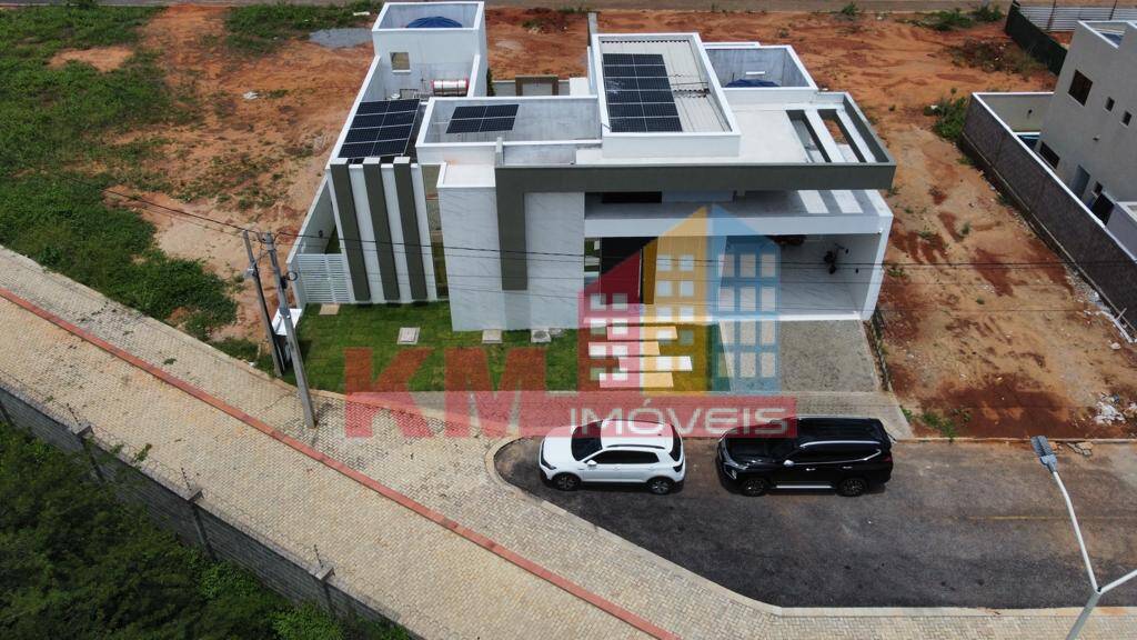 Casa de Condomínio à venda com 4 quartos, 399m² - Foto 1