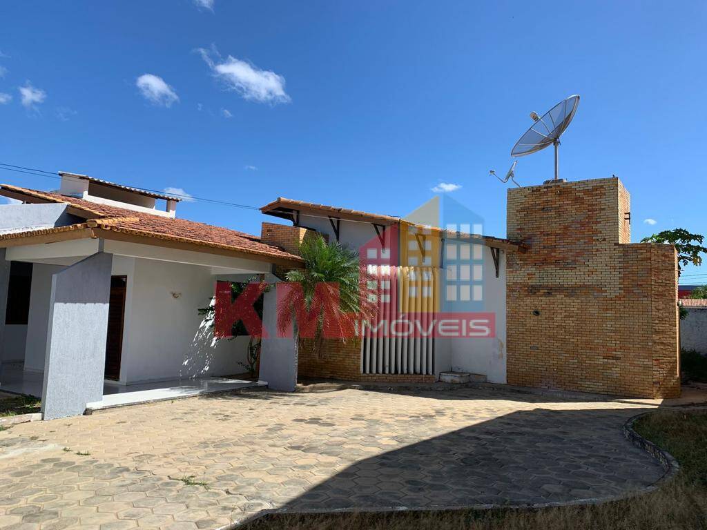 Casa à venda com 3 quartos, 270m² - Foto 1