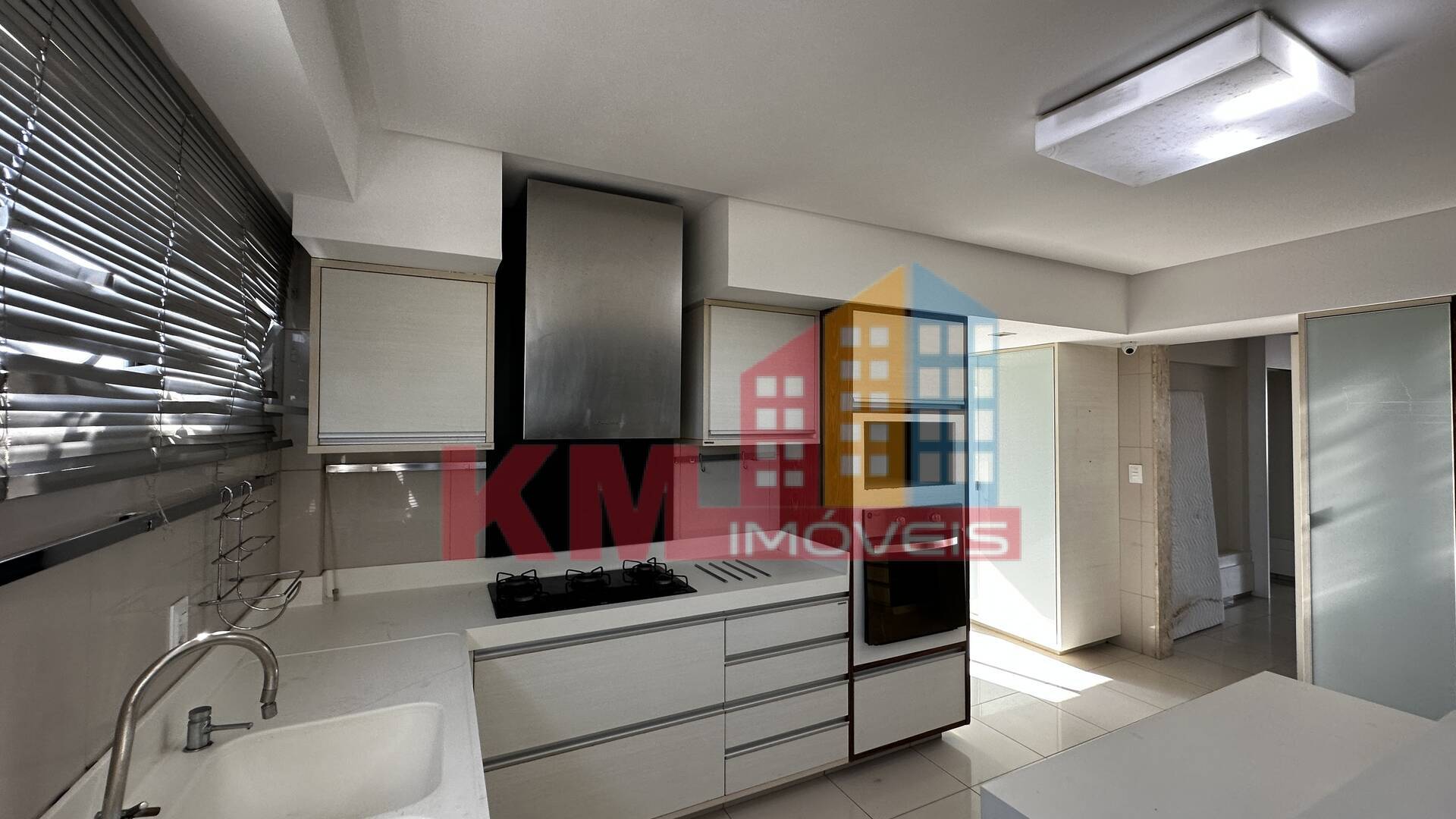 Apartamento à venda com 3 quartos, 200m² - Foto 27