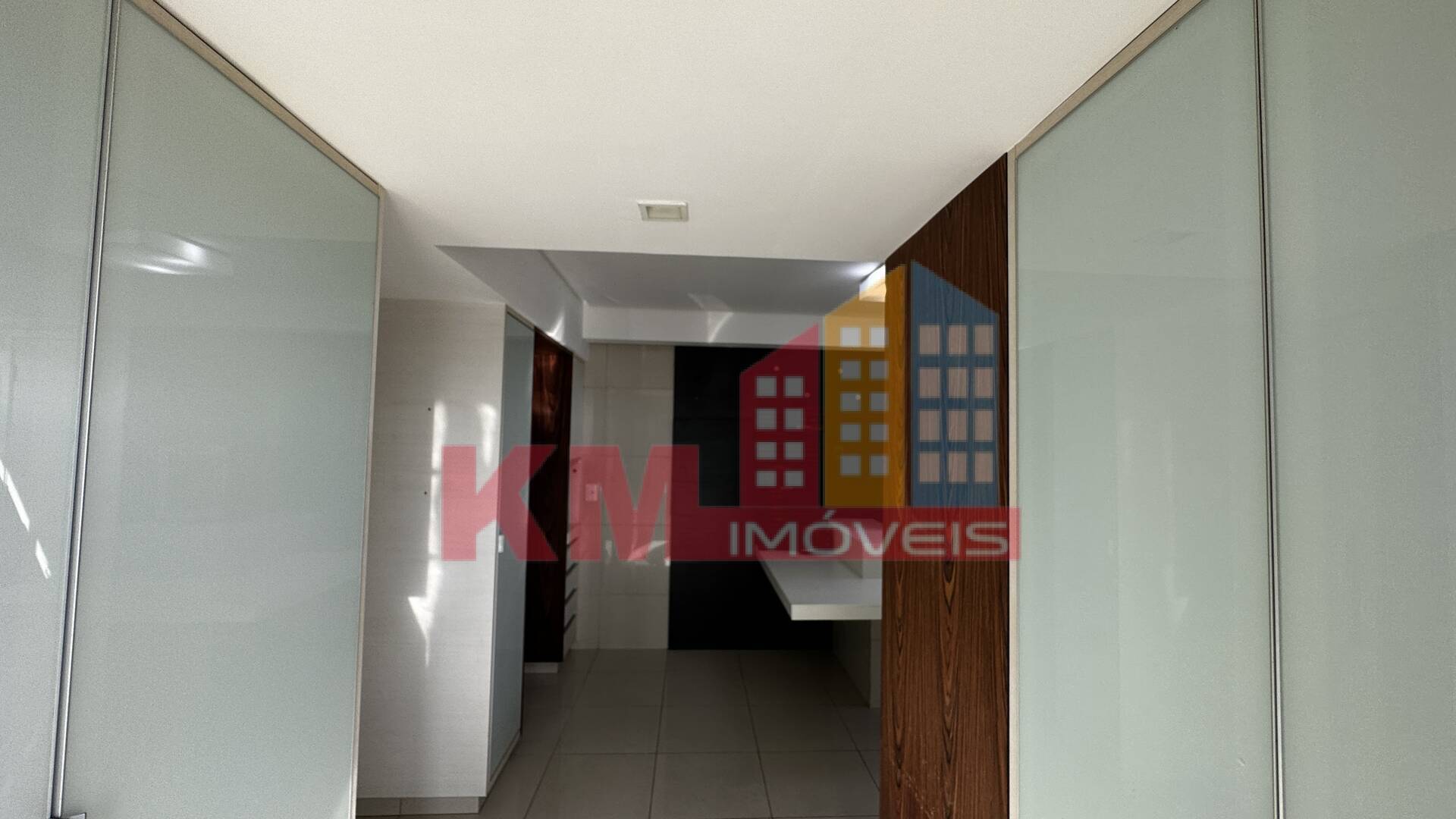 Apartamento à venda com 3 quartos, 200m² - Foto 28