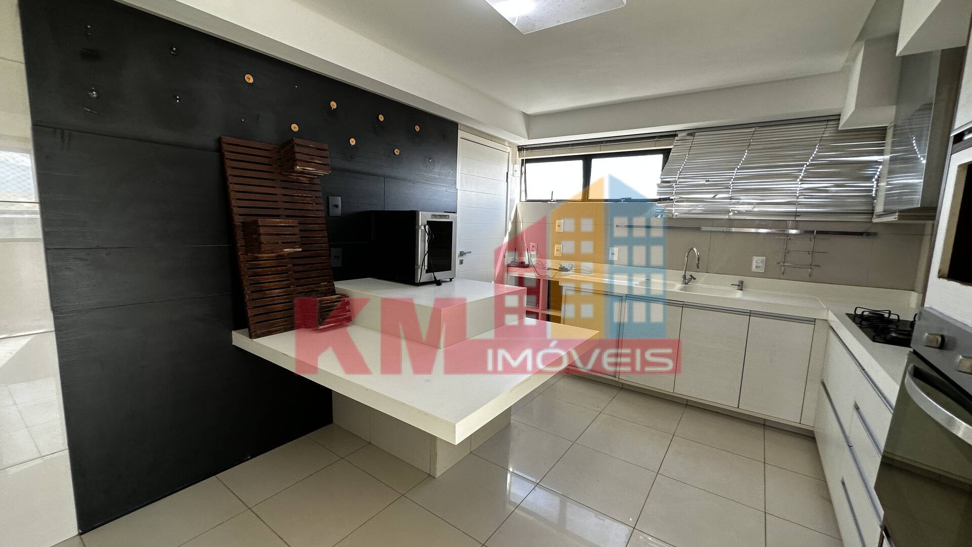 Apartamento à venda com 3 quartos, 200m² - Foto 26