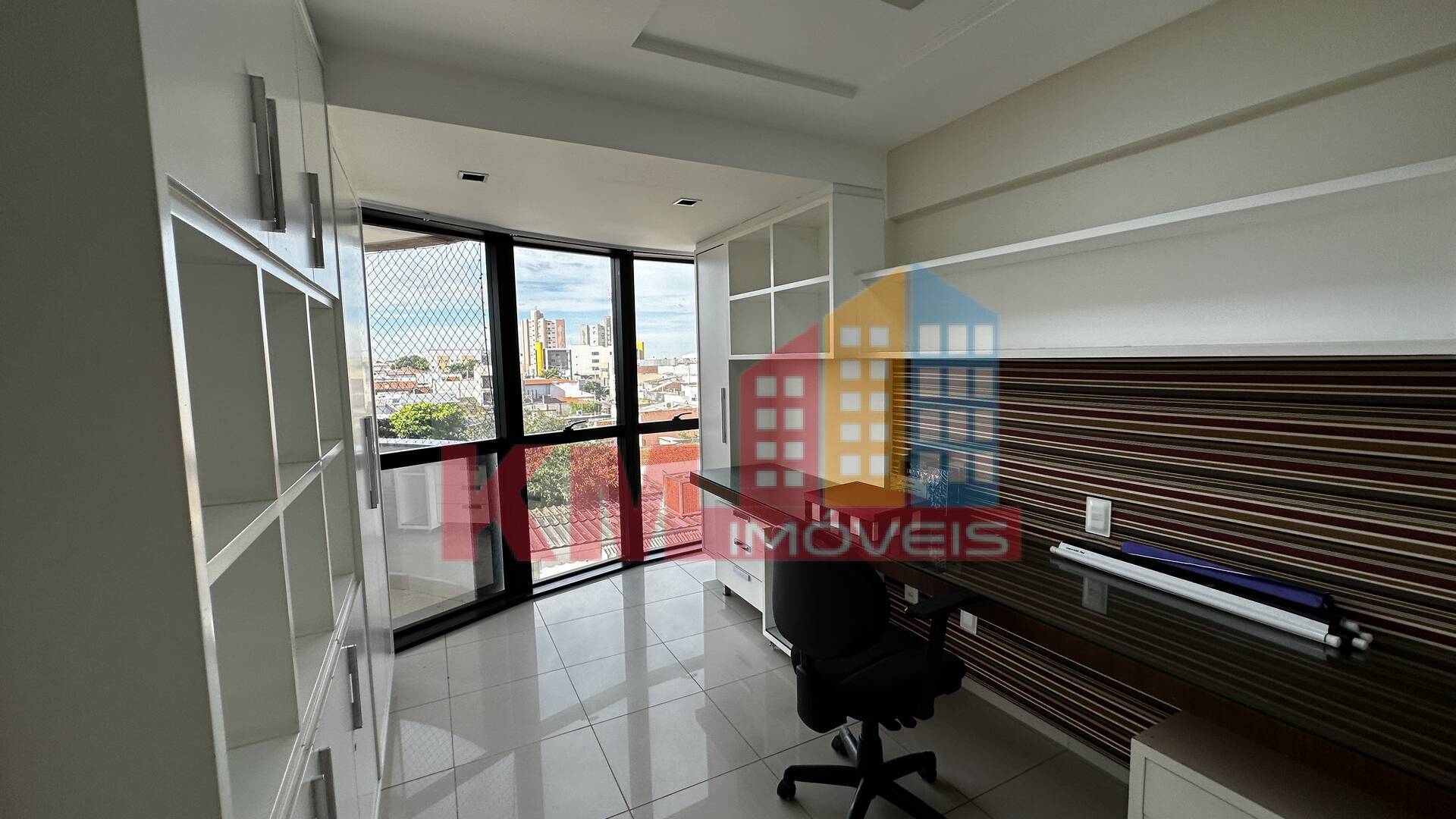 Apartamento à venda com 3 quartos, 200m² - Foto 23