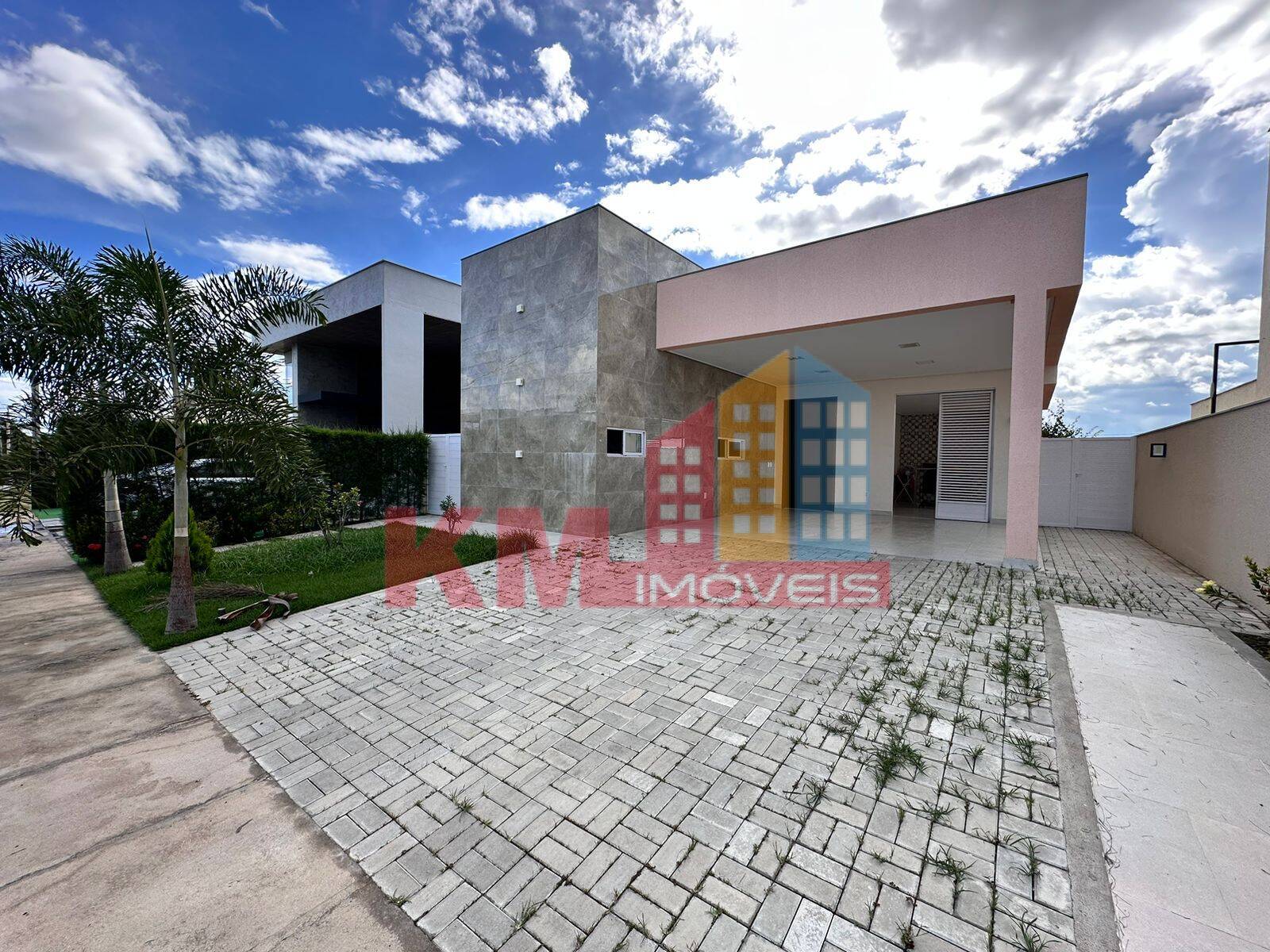 Casa de Condomínio à venda com 3 quartos, 176m² - Foto 1