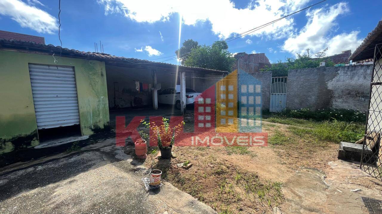 Casa à venda com 4 quartos, 250m² - Foto 9