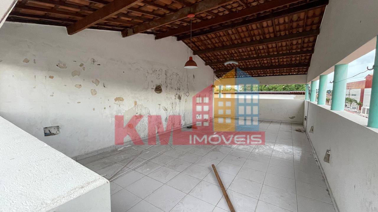 Casa à venda e aluguel com 4 quartos, 446m² - Foto 9