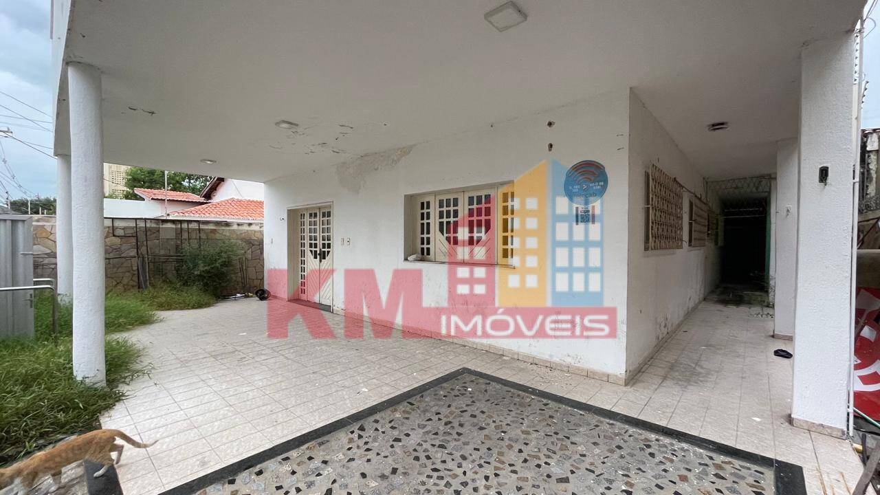 Casa à venda e aluguel com 4 quartos, 446m² - Foto 3