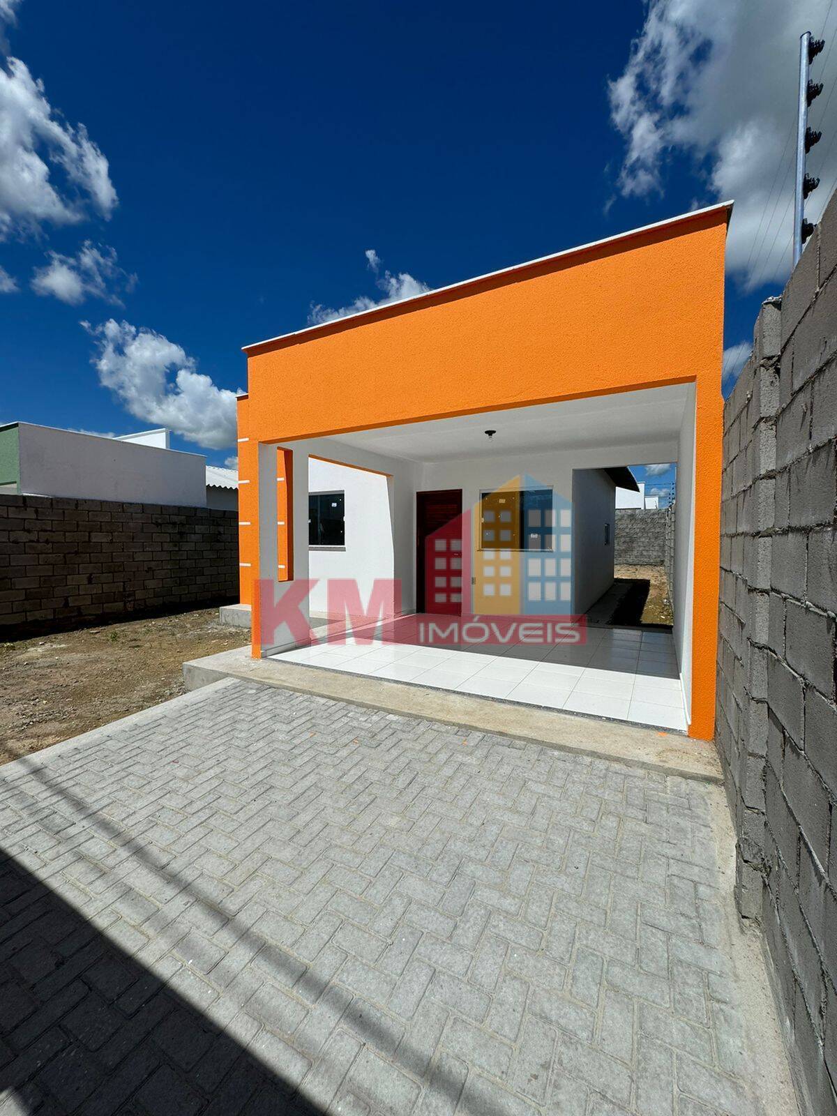 Casa à venda com 2 quartos, 65m² - Foto 3