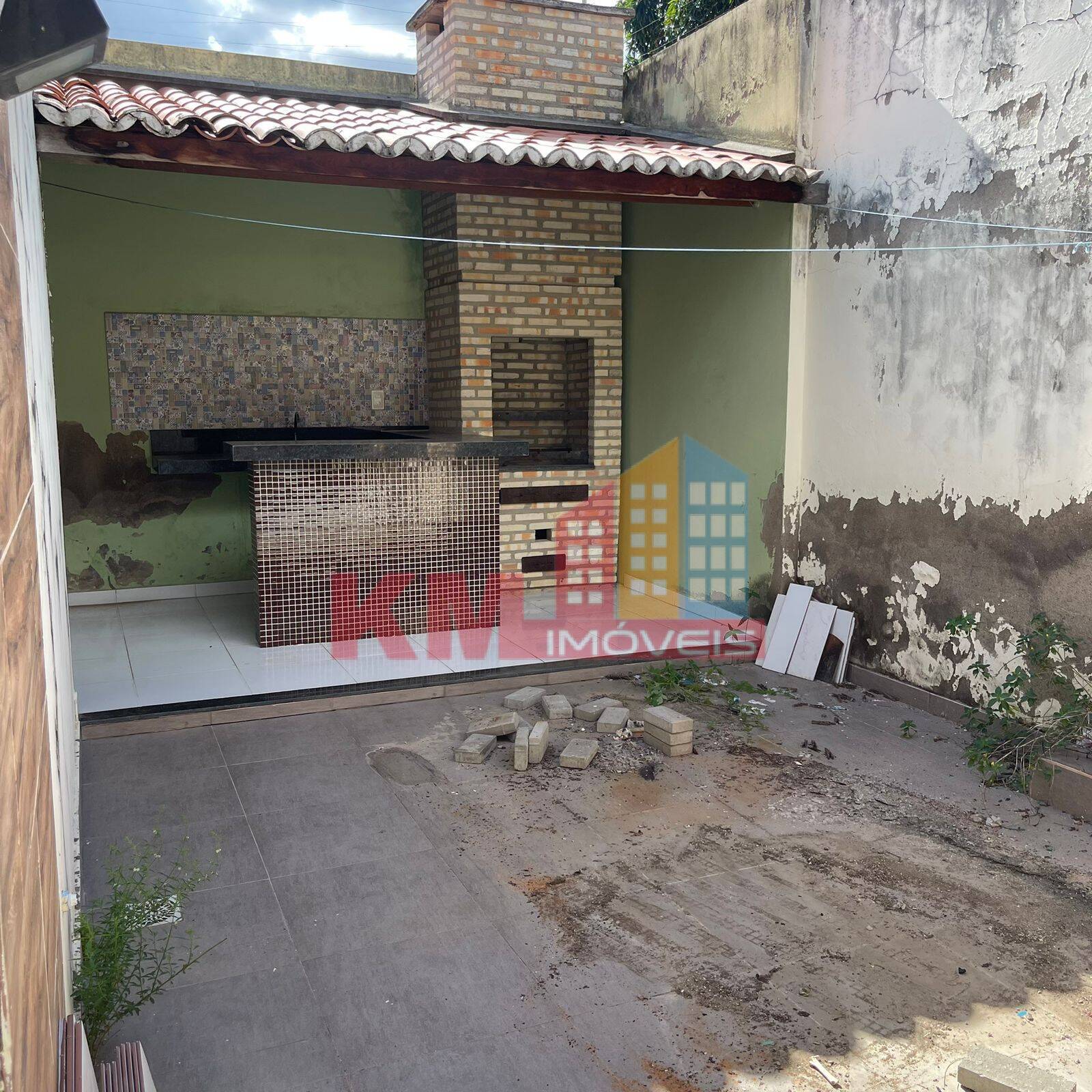 Casa à venda e aluguel com 3 quartos, 100m² - Foto 17