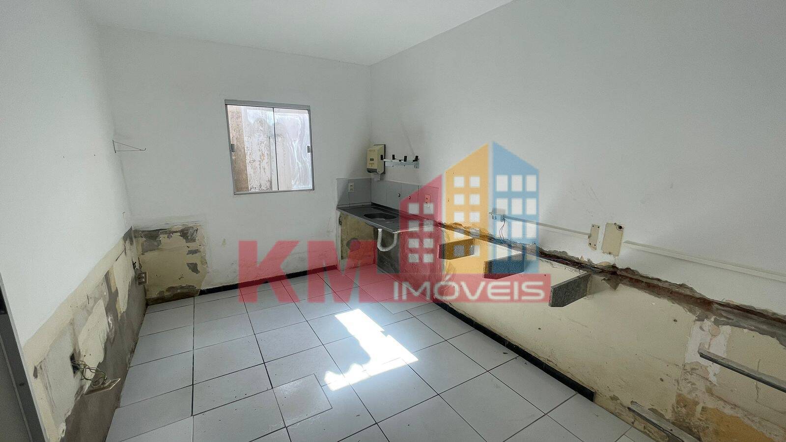 Casa à venda e aluguel com 3 quartos, 100m² - Foto 13