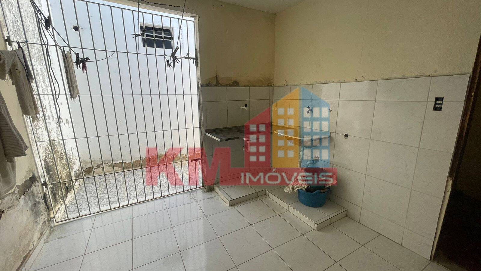 Casa à venda e aluguel com 3 quartos, 100m² - Foto 15