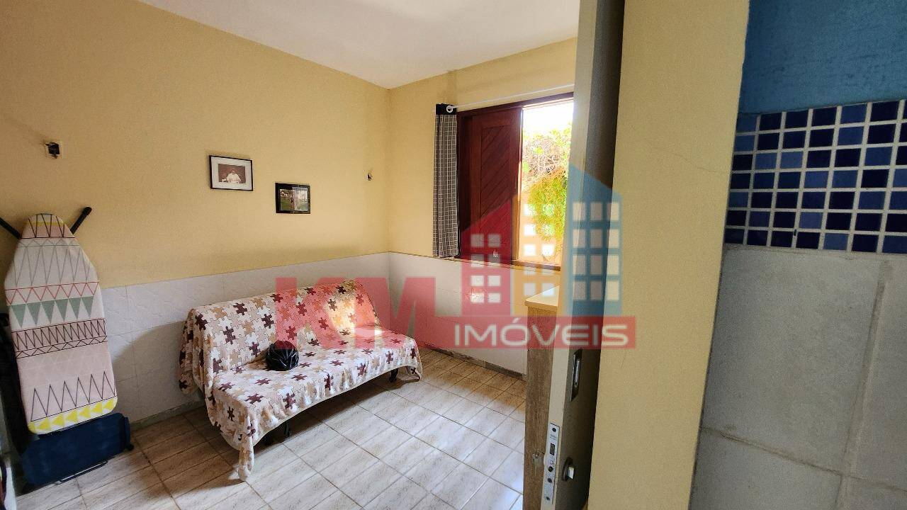 Casa à venda com 4 quartos, 250m² - Foto 27