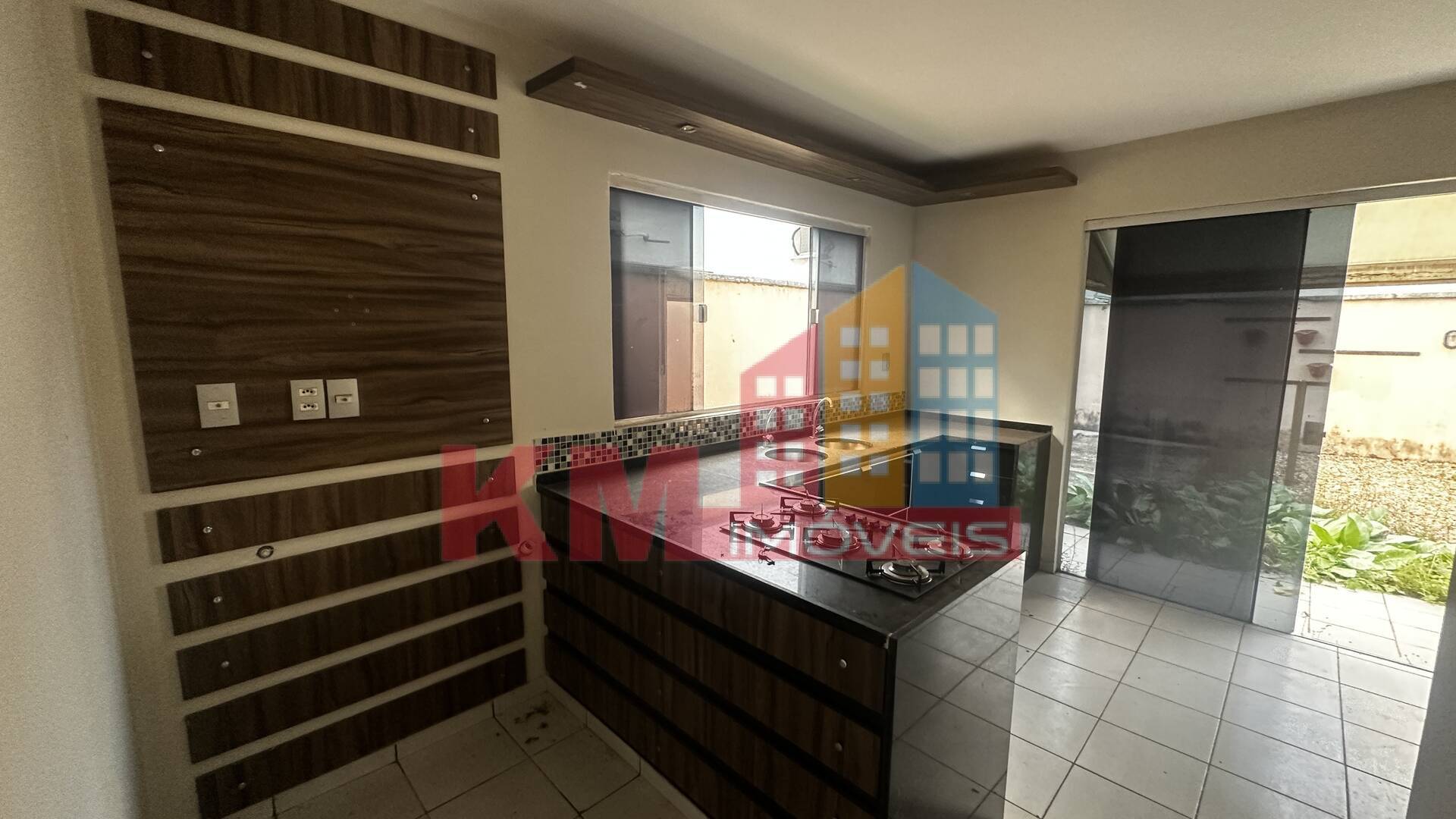 Casa à venda com 4 quartos, 180m² - Foto 15