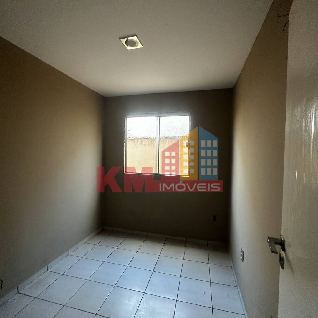 Casa à venda com 4 quartos, 180m² - Foto 9