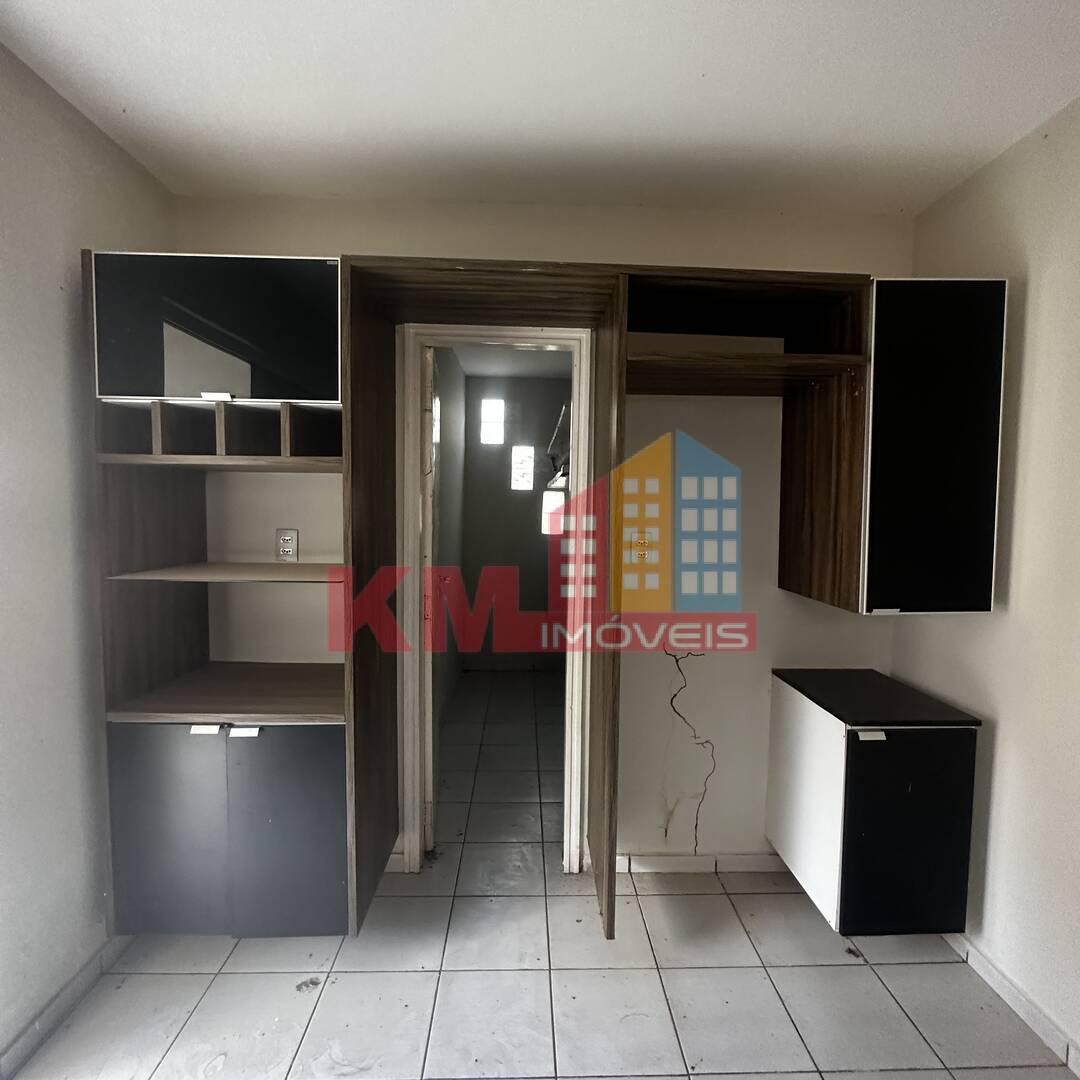 Casa à venda com 4 quartos, 180m² - Foto 18