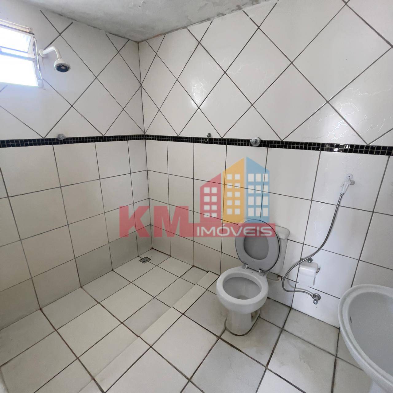 Casa à venda com 3 quartos, 105m² - Foto 4