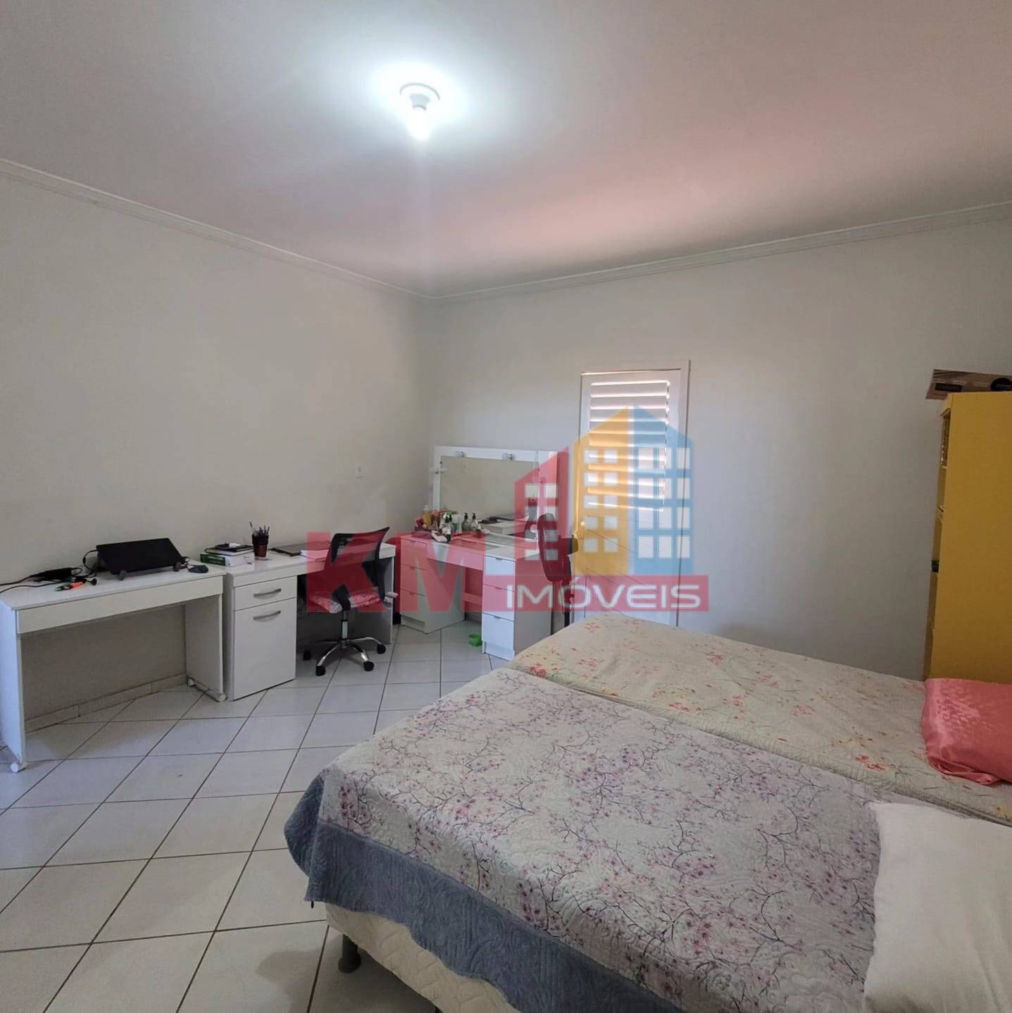 Casa à venda com 3 quartos, 180m² - Foto 7