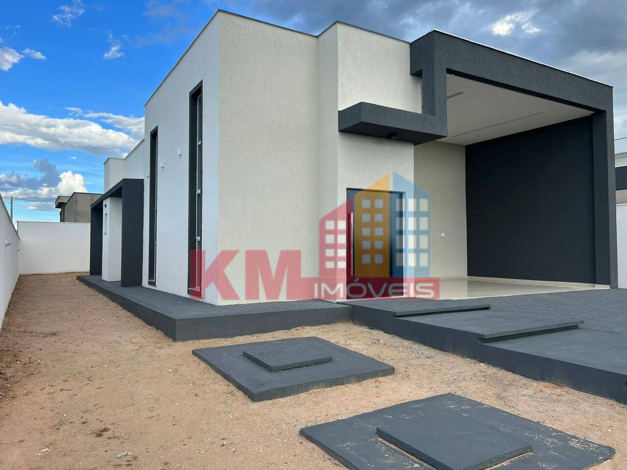 Casa à venda com 3 quartos, 150m² - Foto 2