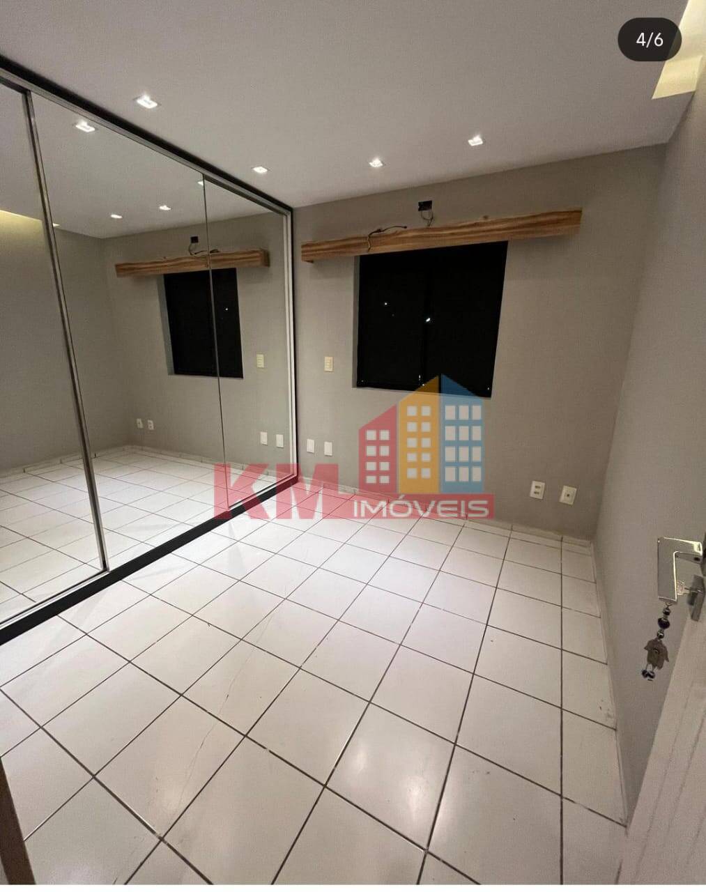 Apartamento à venda com 2 quartos, 55m² - Foto 4