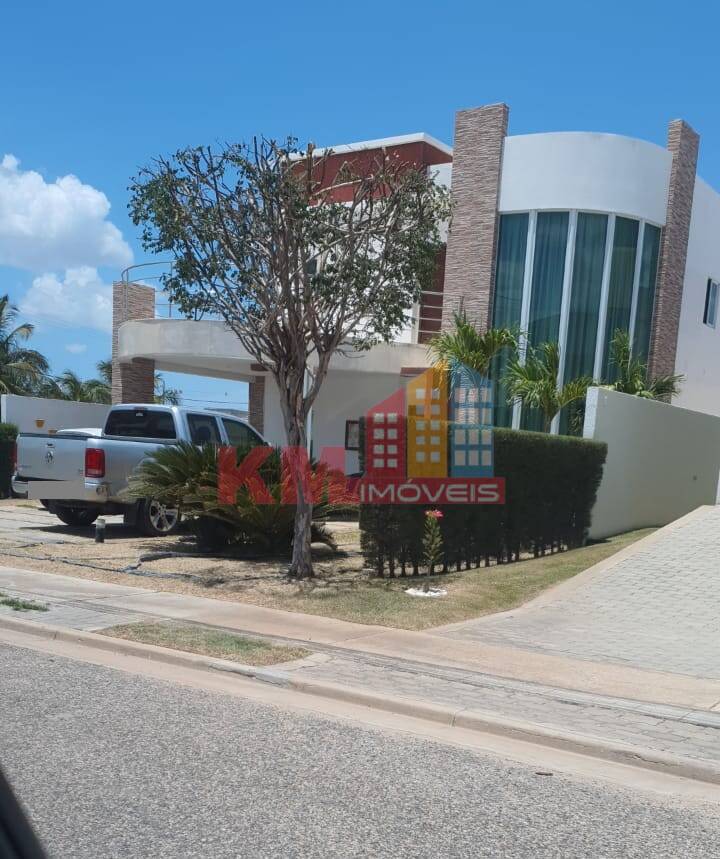 Casa de Condomínio à venda com 4 quartos, 212m² - Foto 1