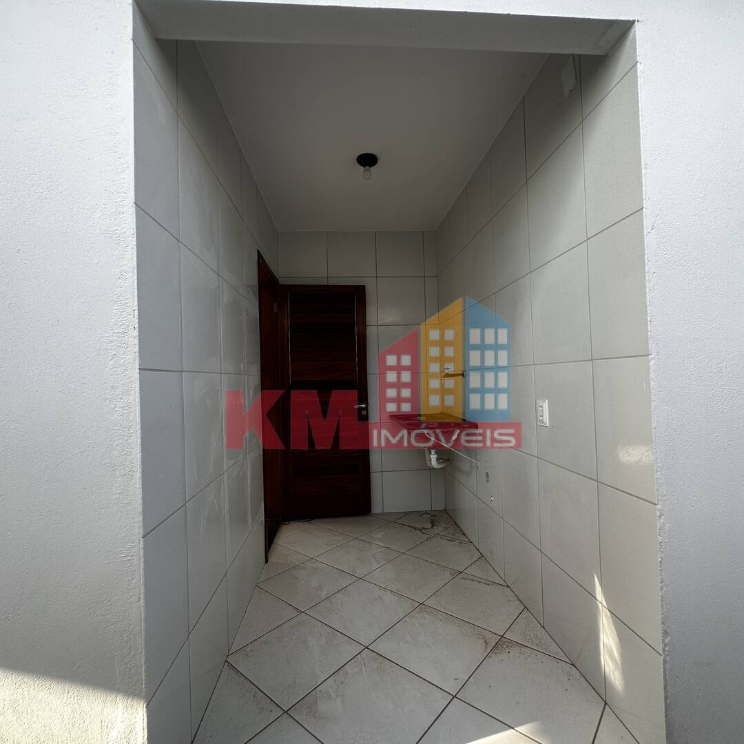 Casa à venda com 2 quartos, 65m² - Foto 14