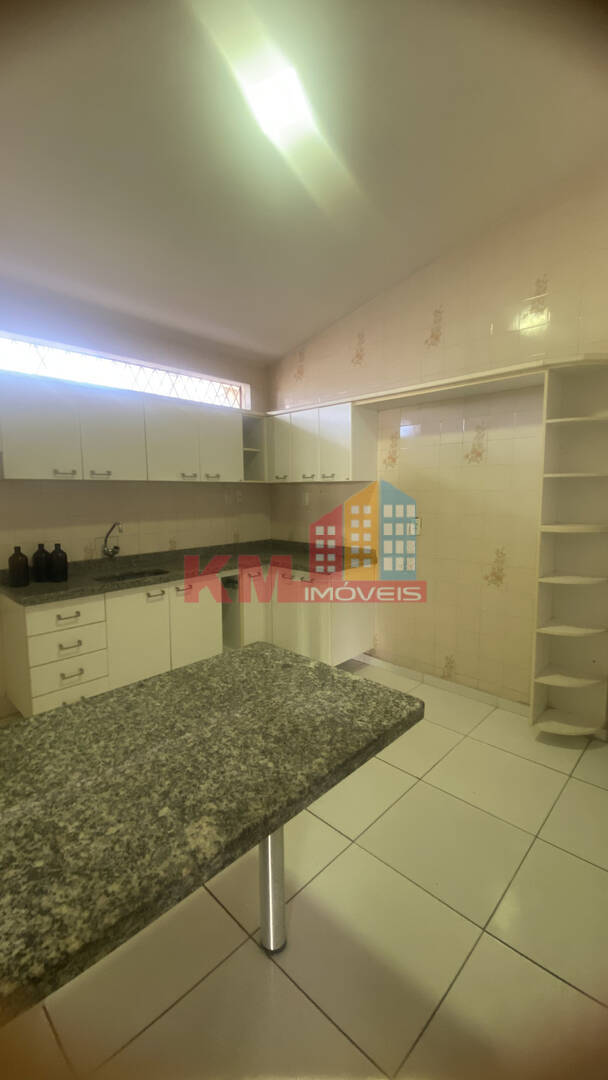 Casa à venda com 4 quartos, 360m² - Foto 20