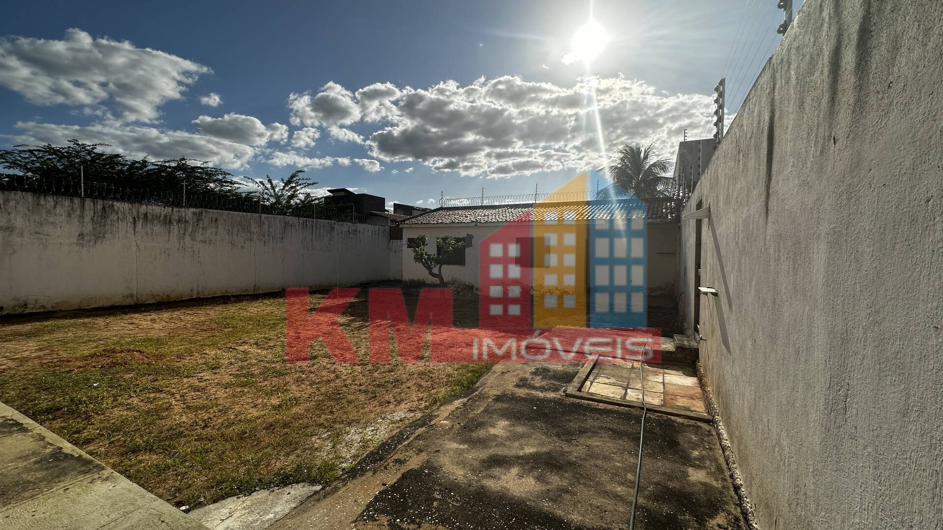 Casa à venda com 3 quartos, 999m² - Foto 26