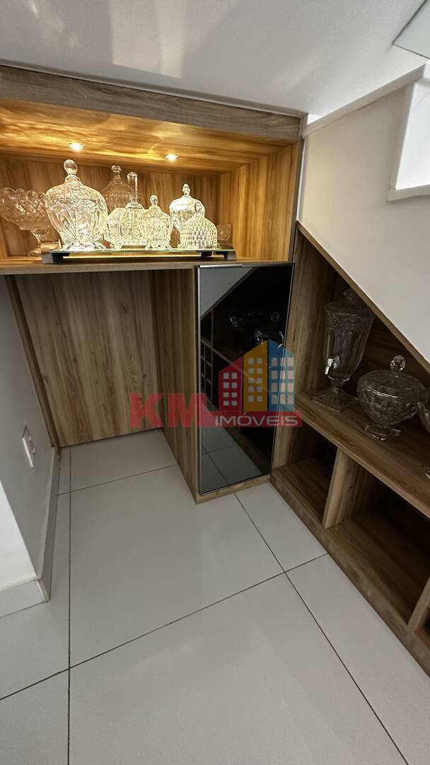 Apartamento à venda com 3 quartos, 165m² - Foto 6