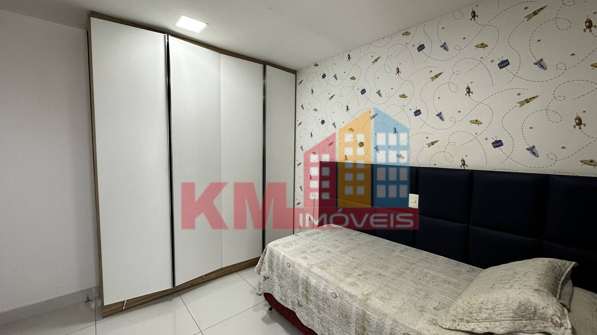 Apartamento à venda com 3 quartos, 165m² - Foto 23