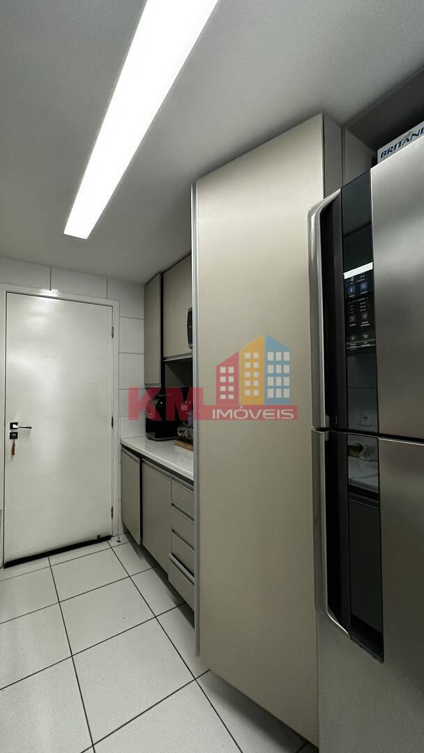 Apartamento à venda com 3 quartos, 165m² - Foto 31