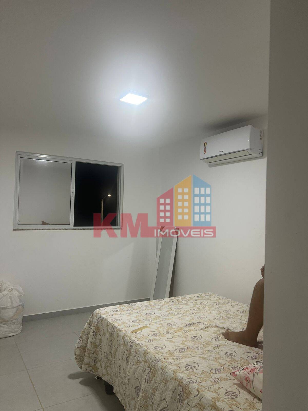 Apartamento à venda com 2 quartos, 55m² - Foto 3