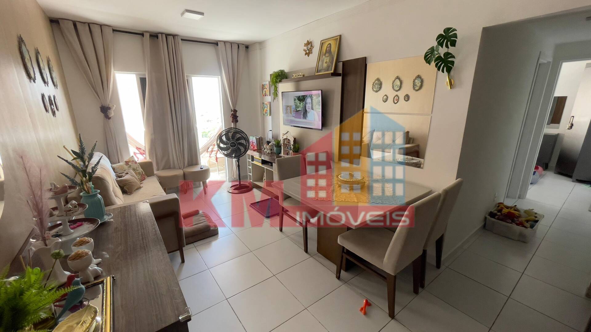 Apartamento à venda com 2 quartos, 65m² - Foto 3