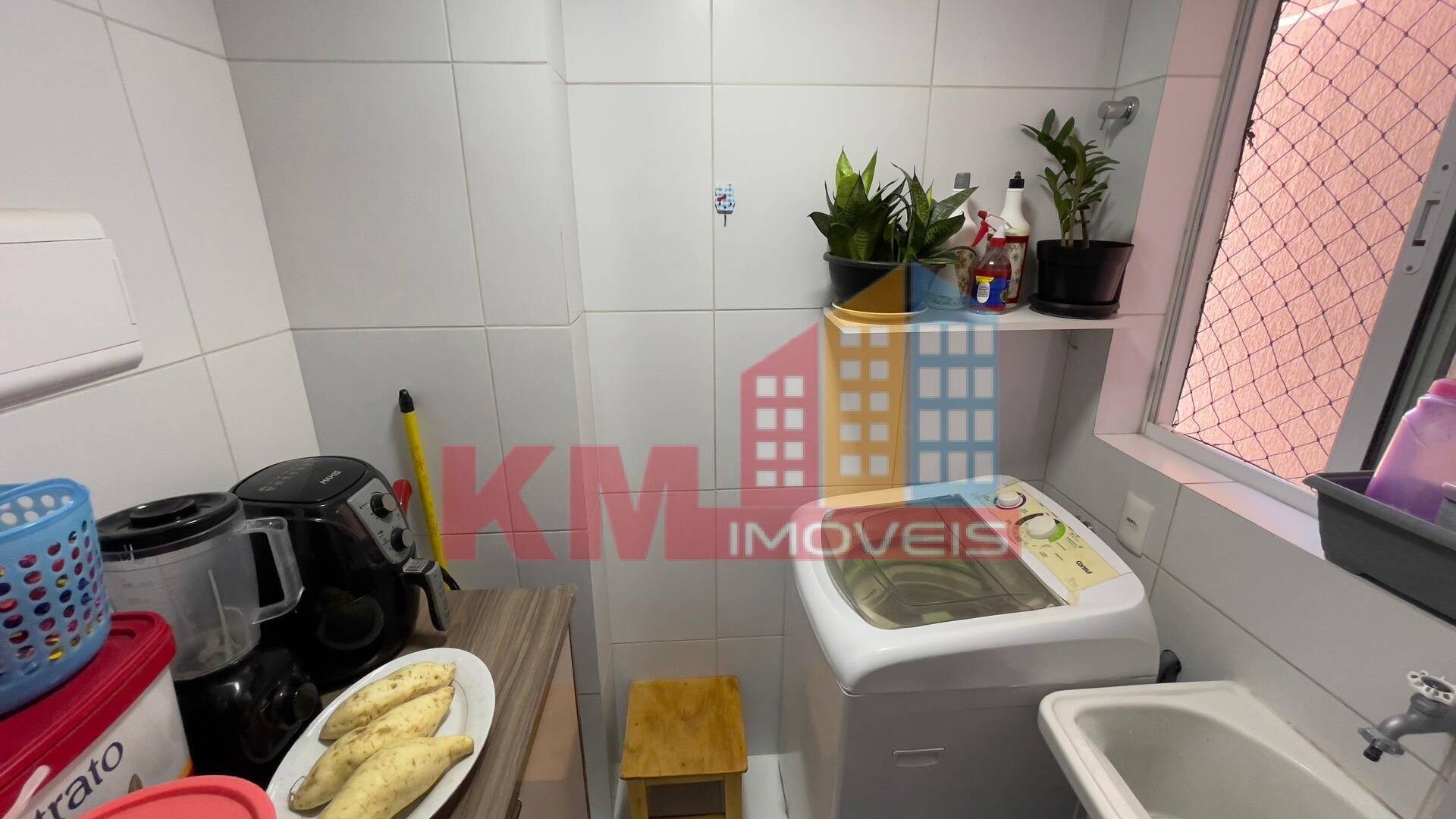 Apartamento à venda com 2 quartos, 65m² - Foto 11