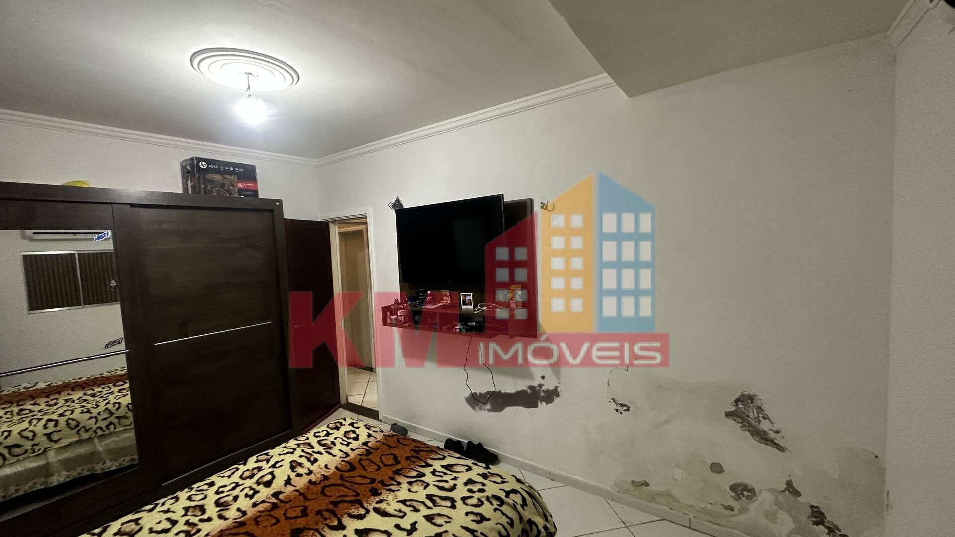 Casa à venda com 3 quartos, 200m² - Foto 13