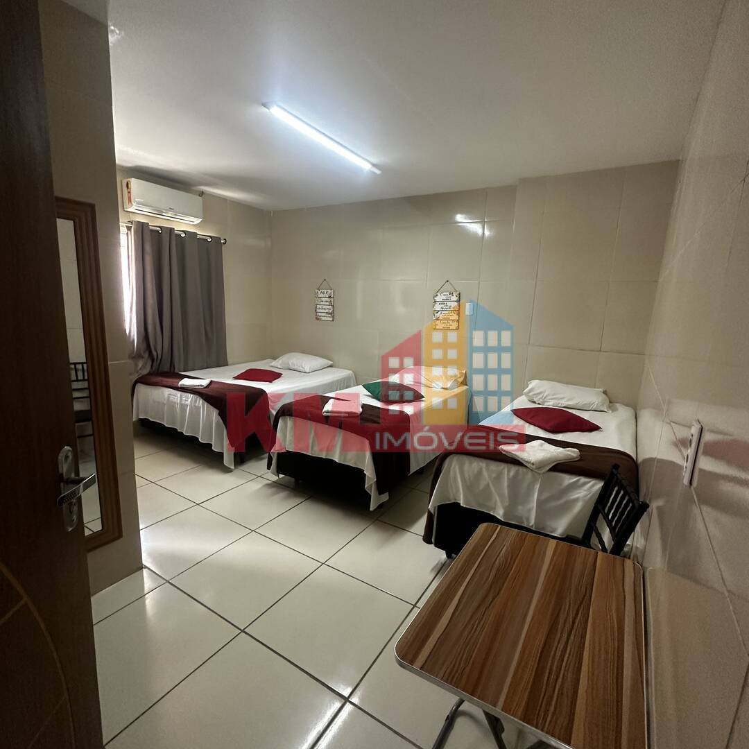 Prédio Inteiro à venda com 11 quartos, 250m² - Foto 14