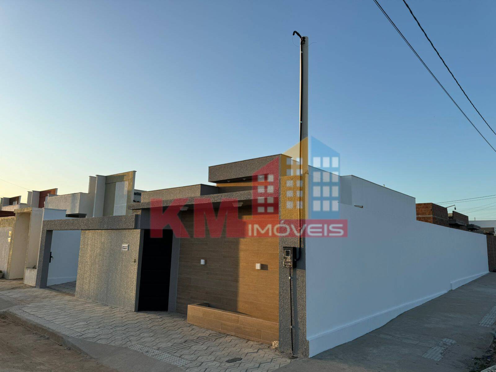 Casa à venda com 3 quartos, 104m² - Foto 3