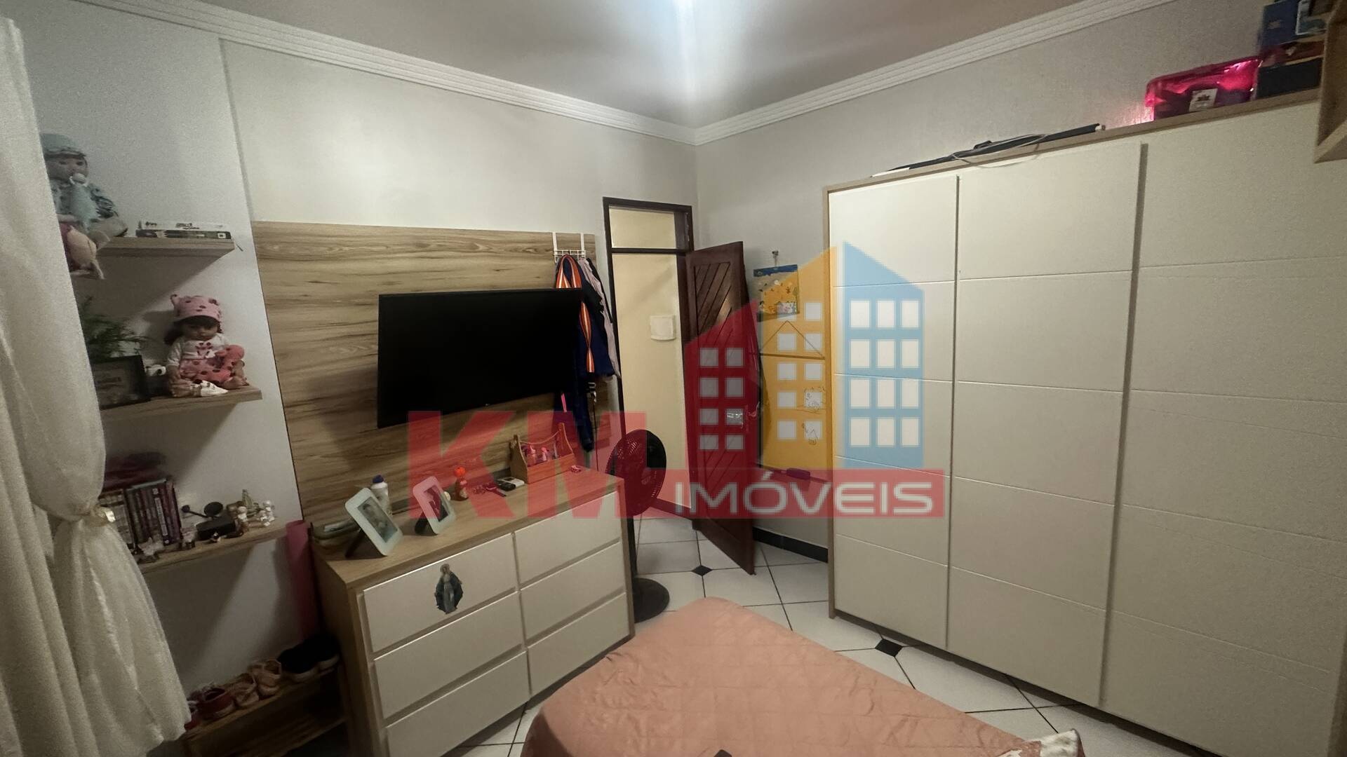 Casa à venda com 3 quartos, 999m² - Foto 14