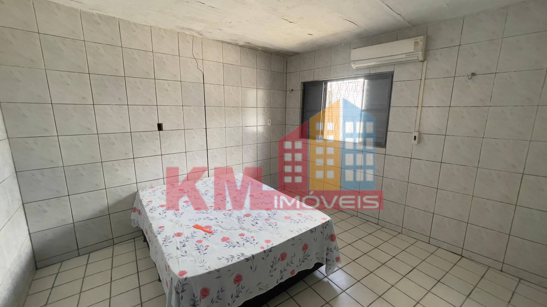 Casa à venda com 4 quartos, 999m² - Foto 6