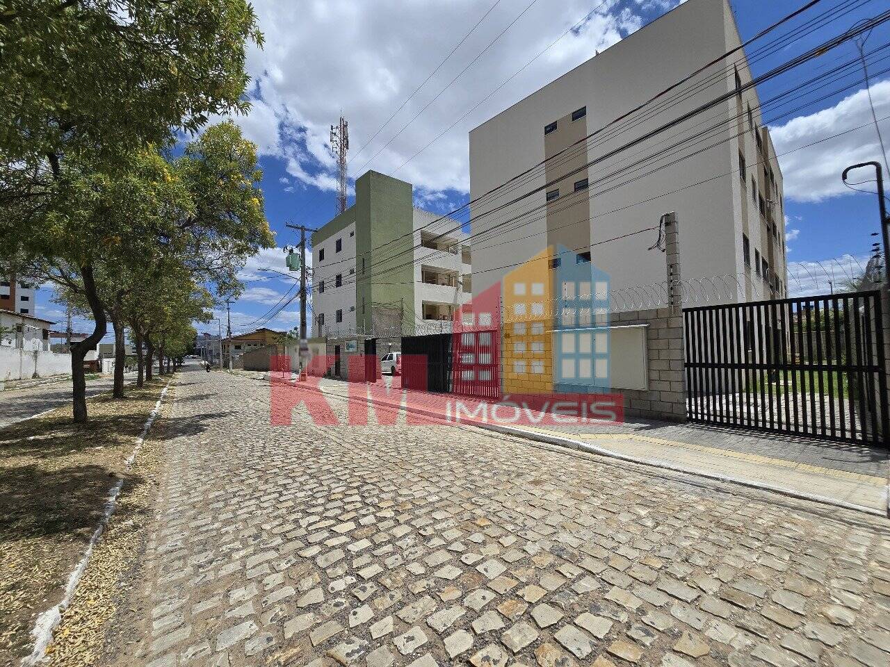 Apartamento à venda com 2 quartos, 45m² - Foto 19