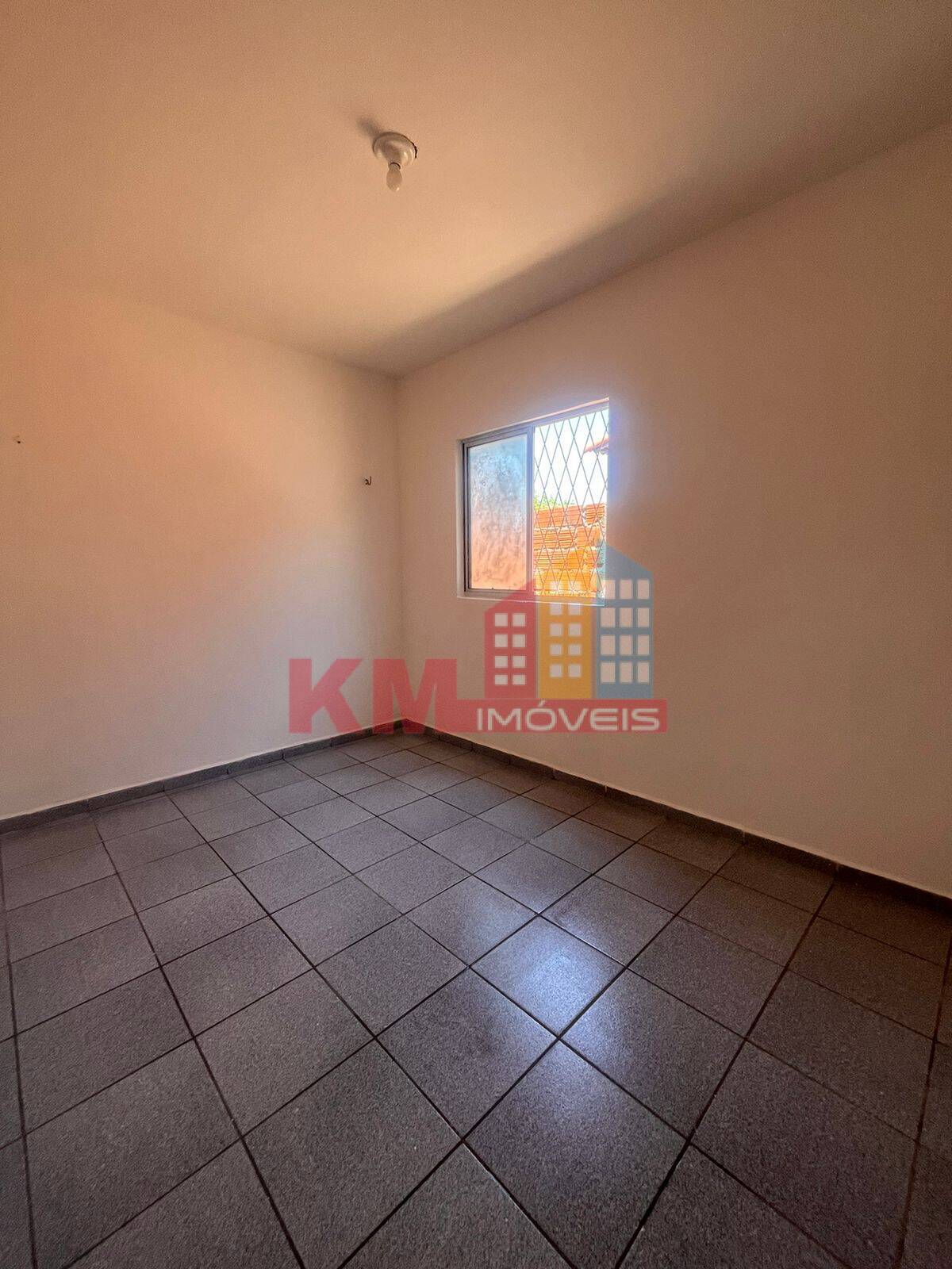 Casa à venda com 2 quartos, 141m² - Foto 12