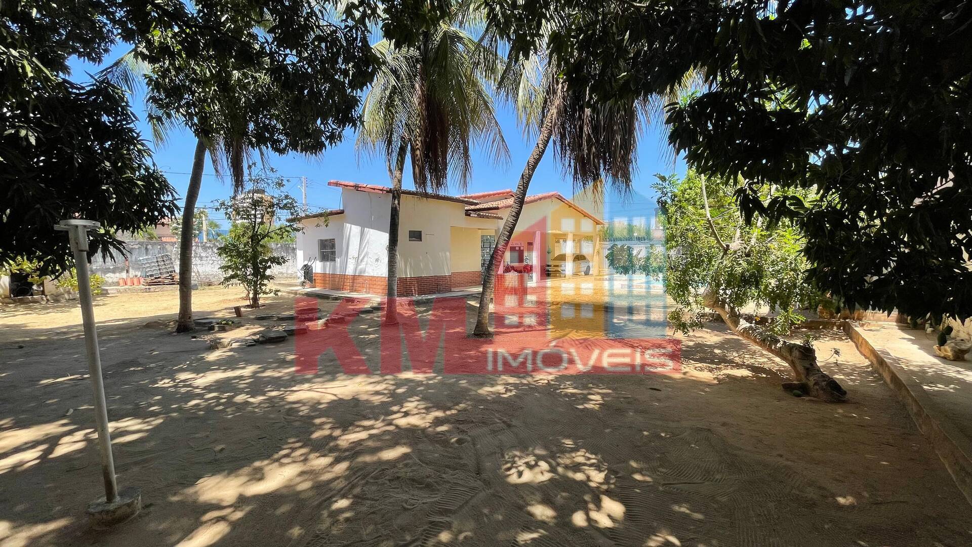 Casa à venda com 3 quartos, 1080m² - Foto 12