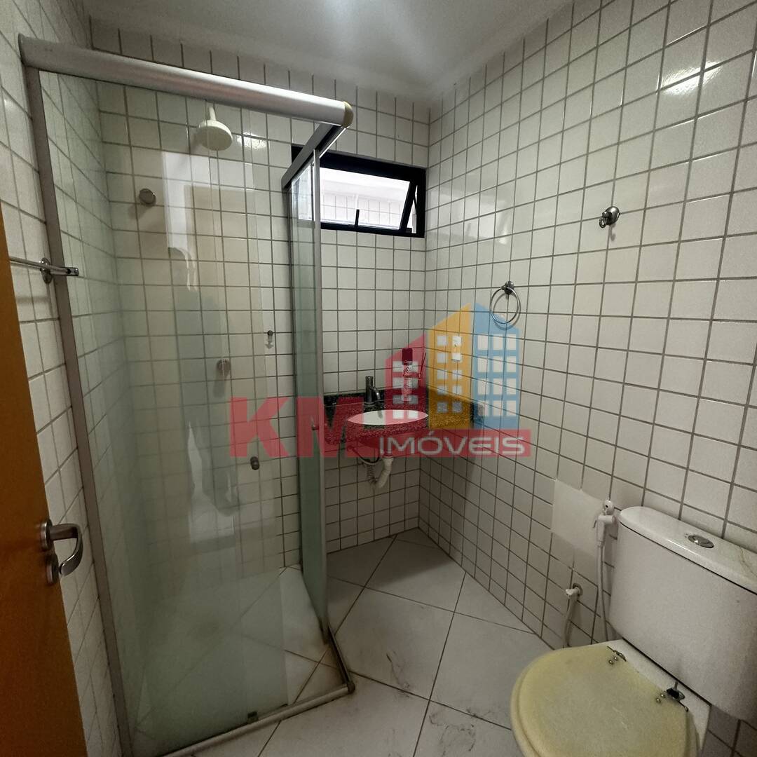 Apartamento para alugar com 2 quartos, 65m² - Foto 17