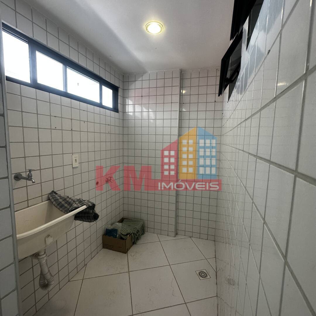 Apartamento para alugar com 2 quartos, 65m² - Foto 22