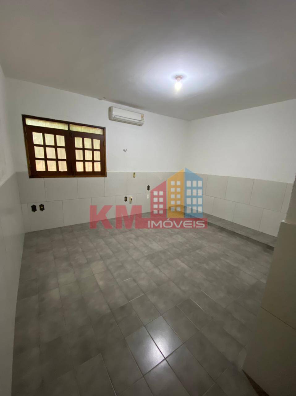 Casa à venda com 3 quartos, 999m² - Foto 12