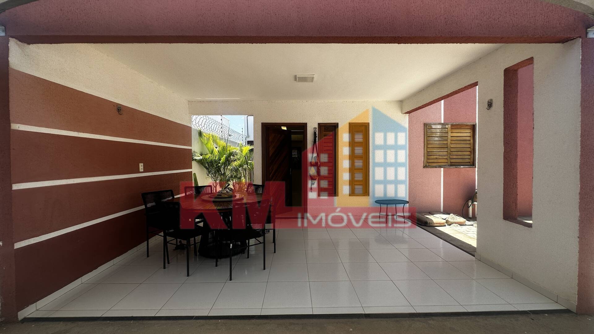 Casa à venda com 3 quartos, 84m² - Foto 5