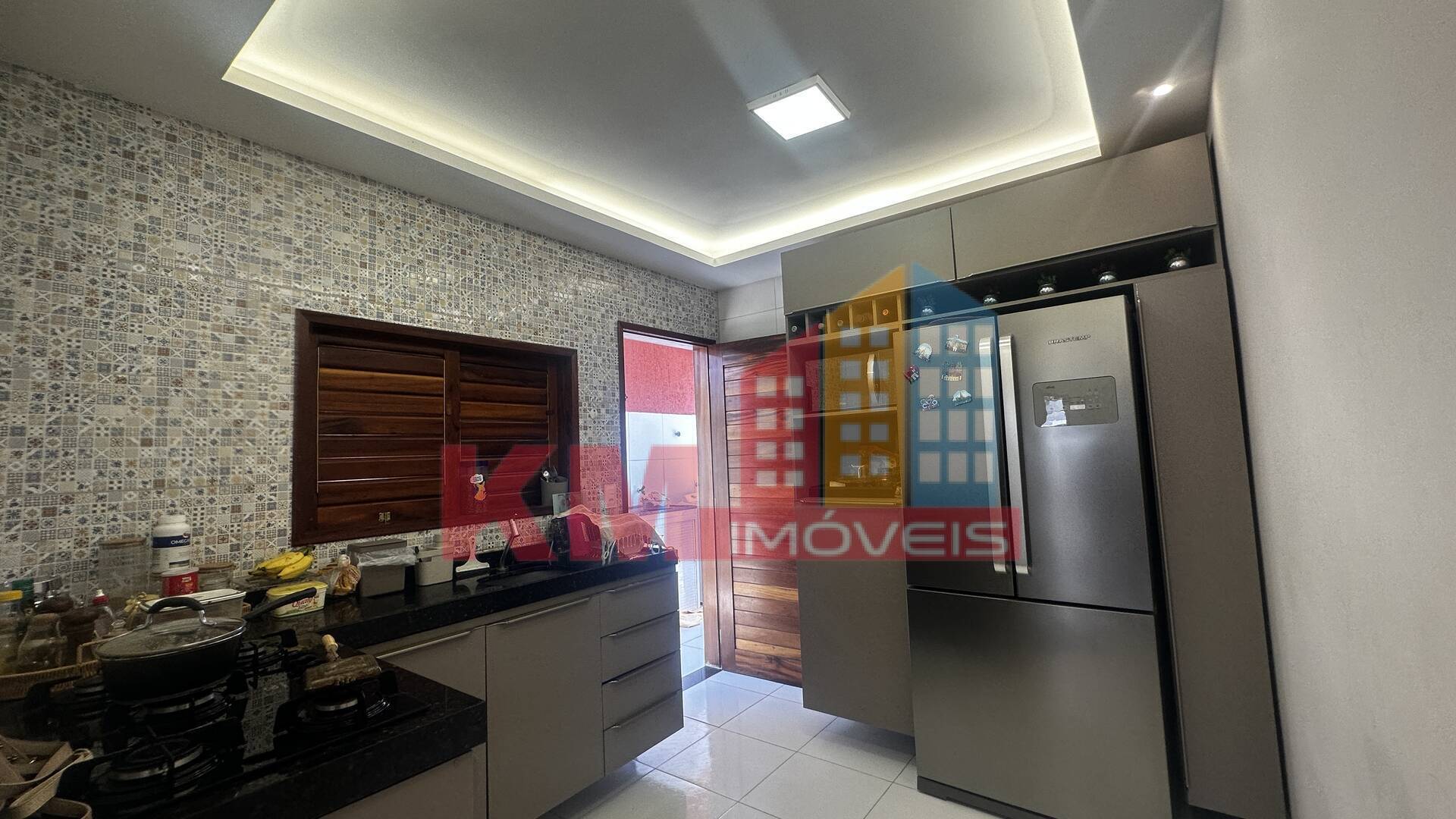 Casa à venda com 3 quartos, 84m² - Foto 12