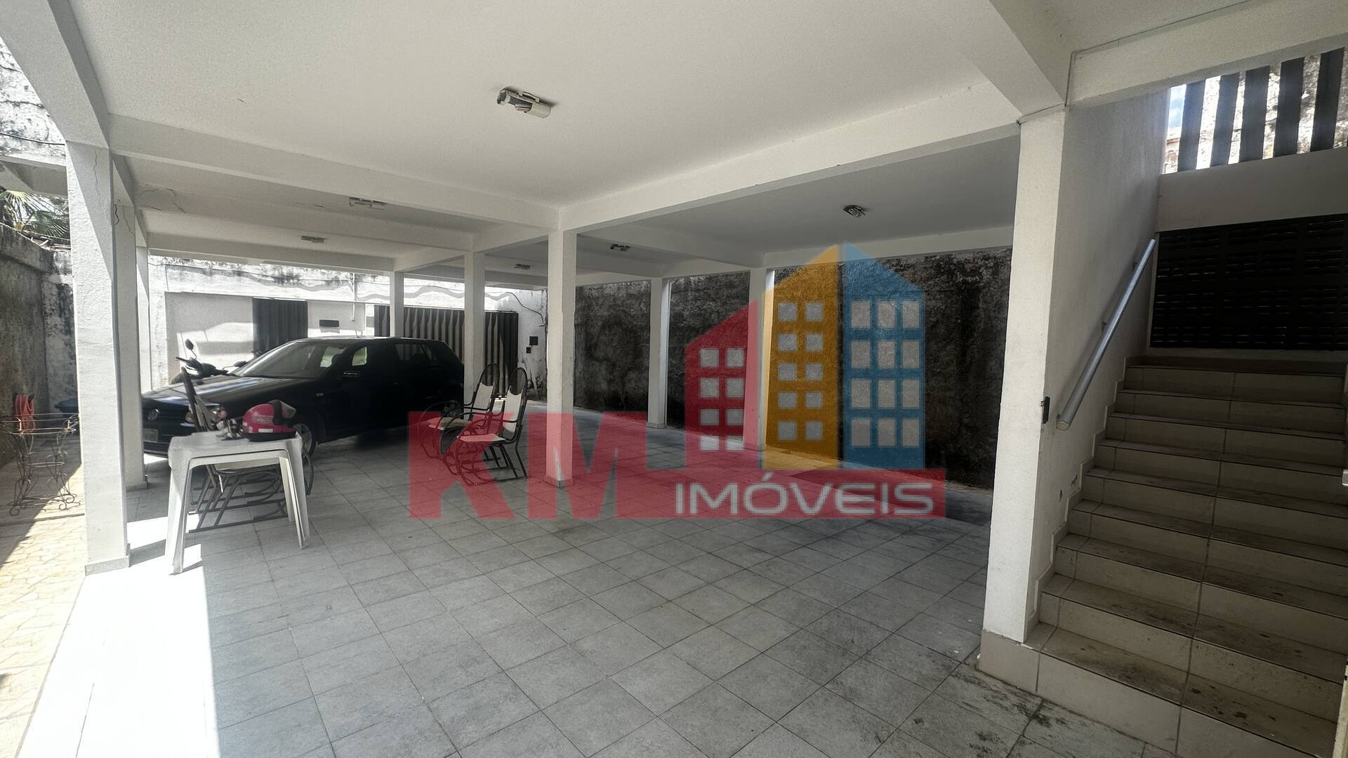 Apartamento para alugar com 2 quartos, 999m² - Foto 2