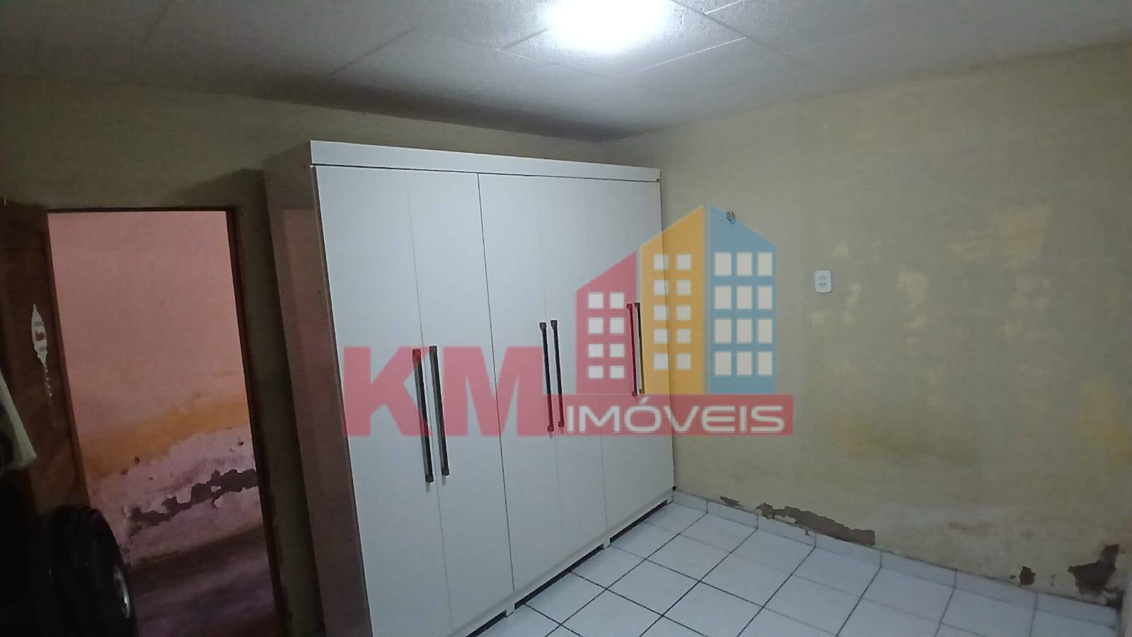 Casa à venda com 3 quartos, 999m² - Foto 8