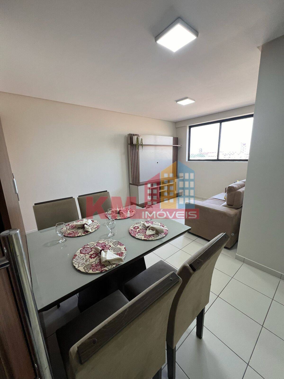 Apartamento à venda com 2 quartos, 57m² - Foto 3