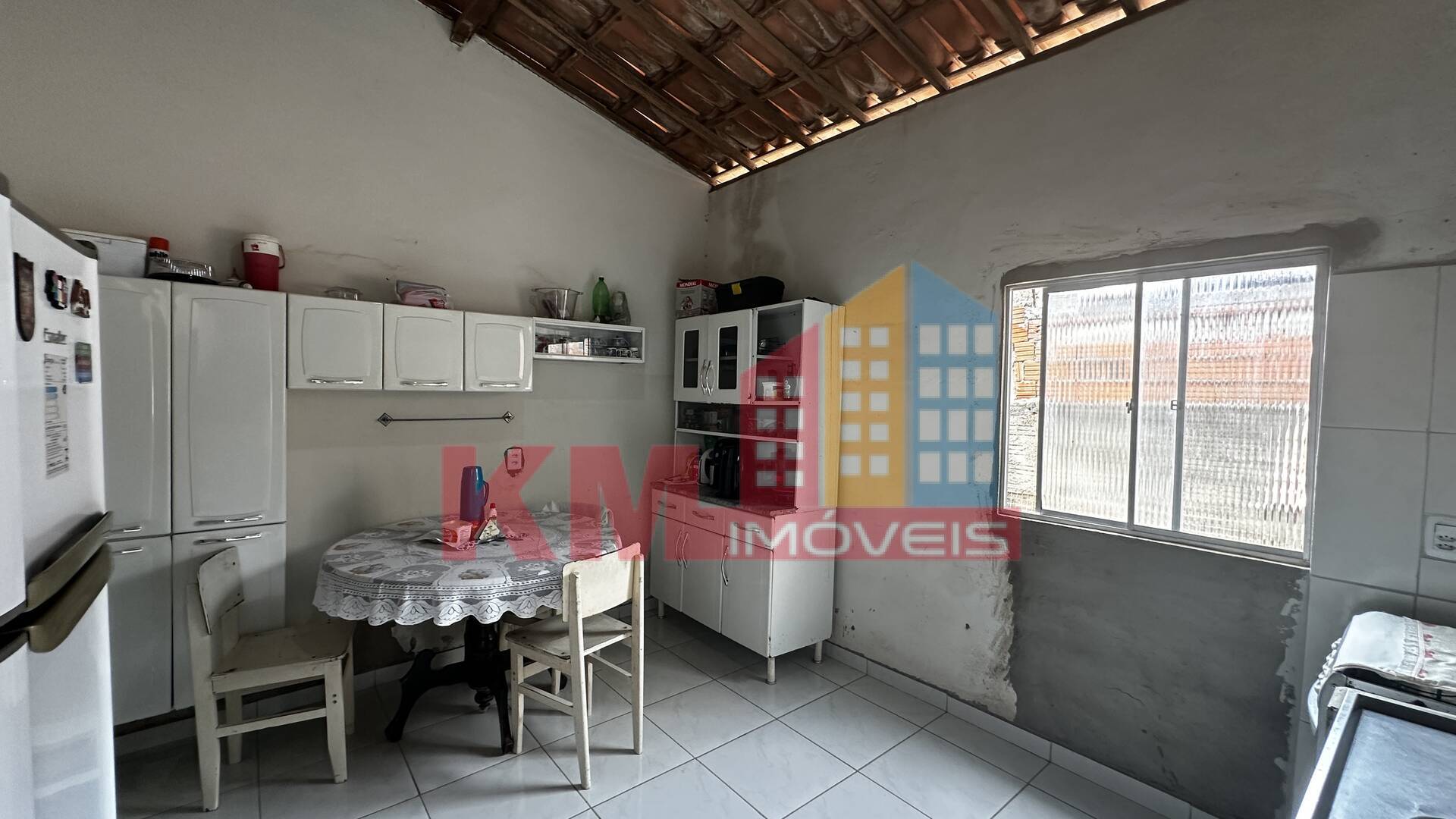 Casa à venda com 3 quartos, 999m² - Foto 11